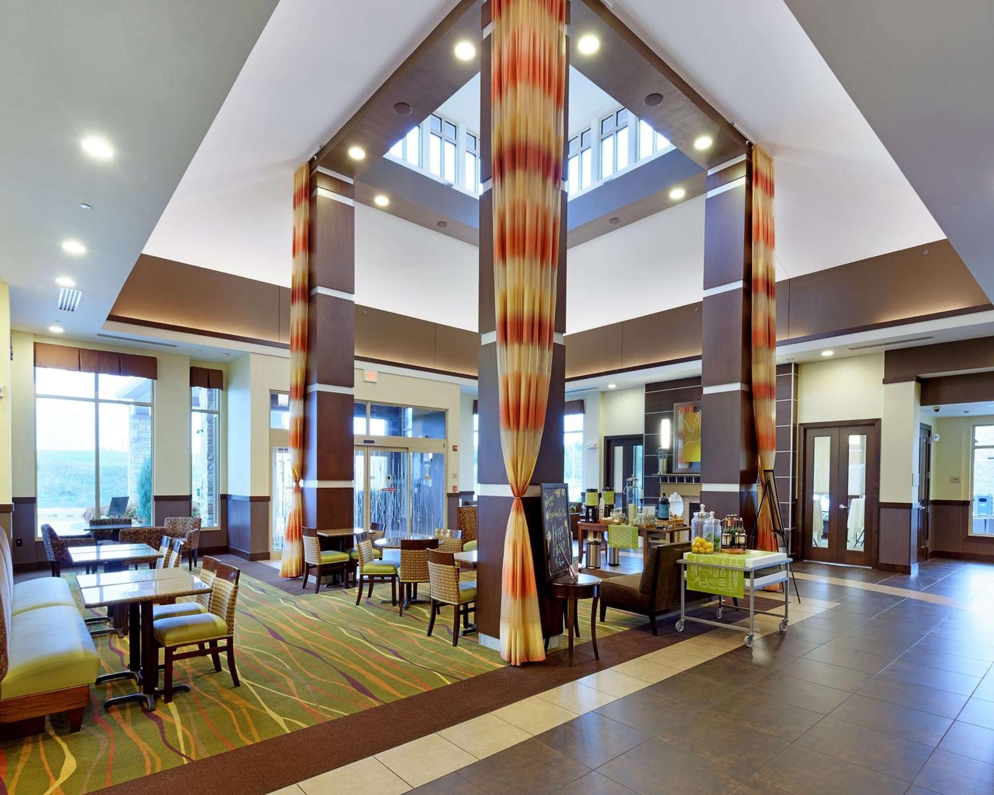 Hilton Garden Inn Springfield Eksteriør bilde